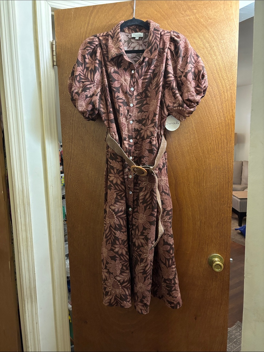 Vintage-Inspired Brown Floral Button-Front Dress